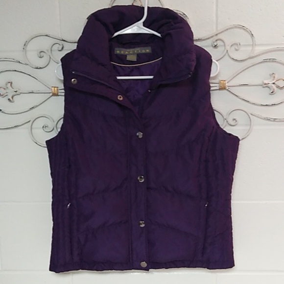 KENNETH COLE REACTION DOWN FILLED, PUFFER VEST, ZIP & SNAP, 2 ZIPPER POCKETS - Picture 8 of 8